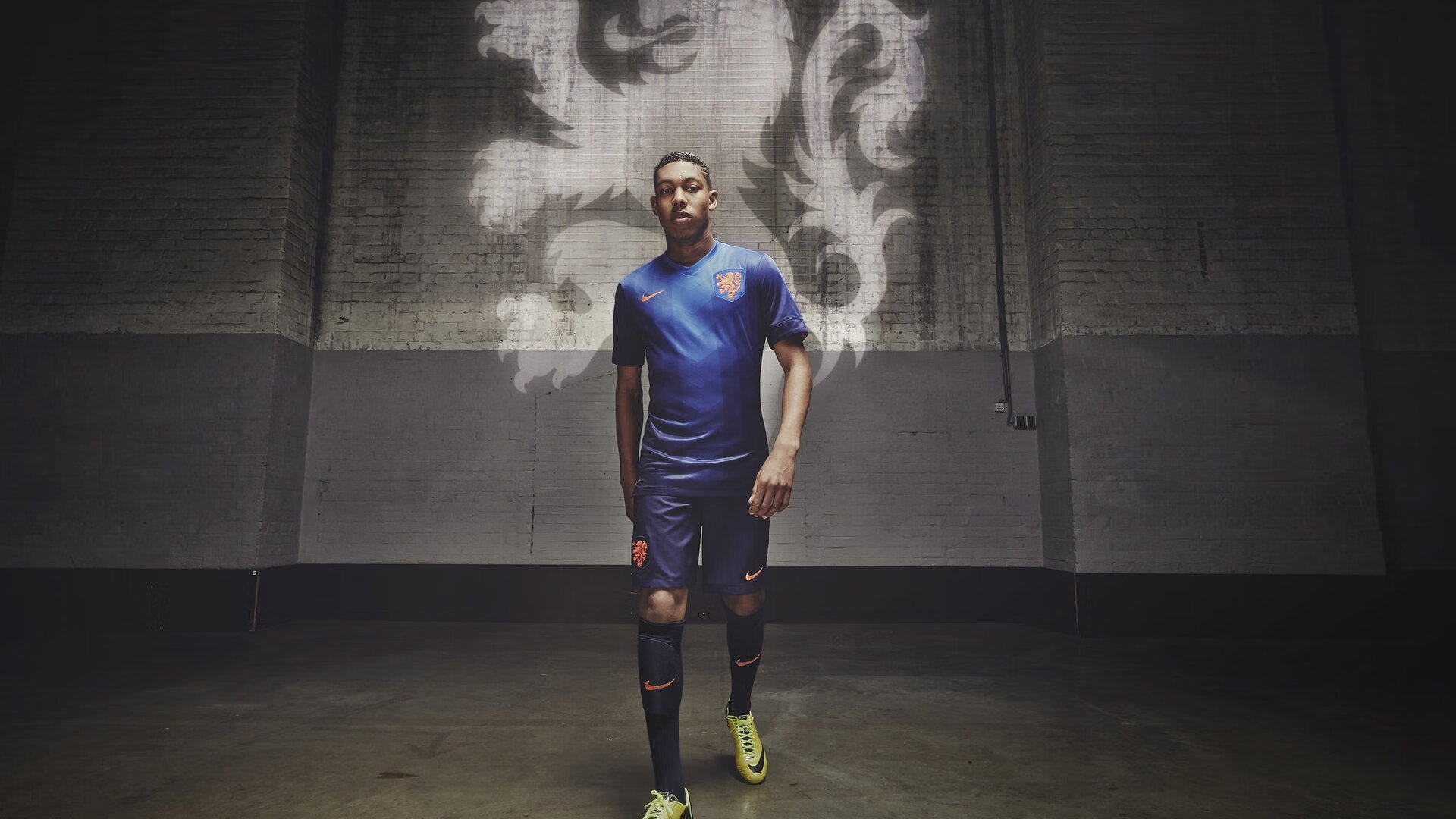 范戴克爆发，奥地利打穿皇家社会，一场战术革命如何颠覆百年足球秩序