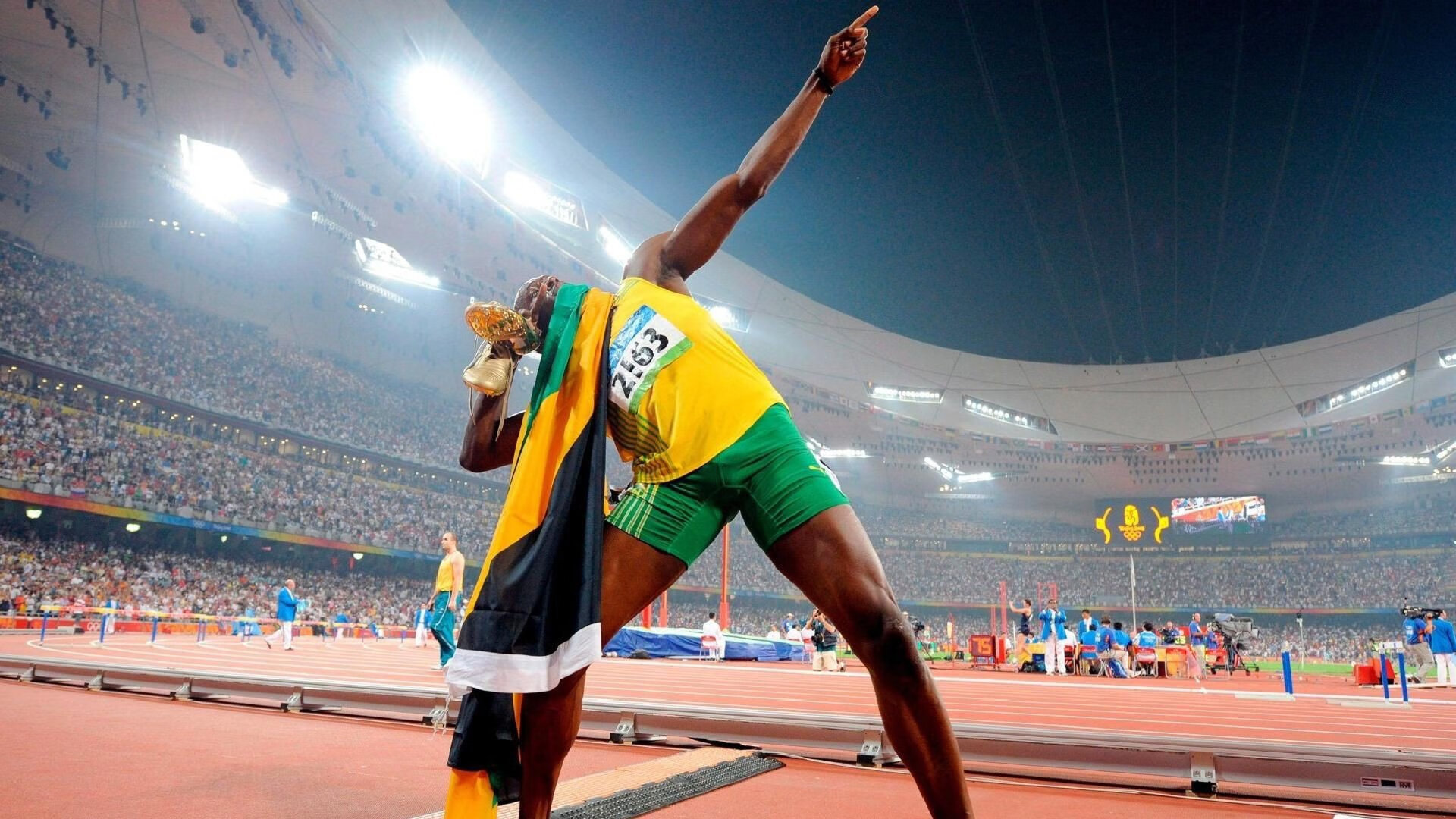 步行者封锁鹈鹕，贝恩成为关键先生，当配角撕碎剧本